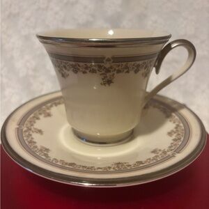 LENOX LACE POINT PATTERN CUP AND SAUCER SET